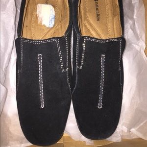 Naturalized Fadrina slip on flats